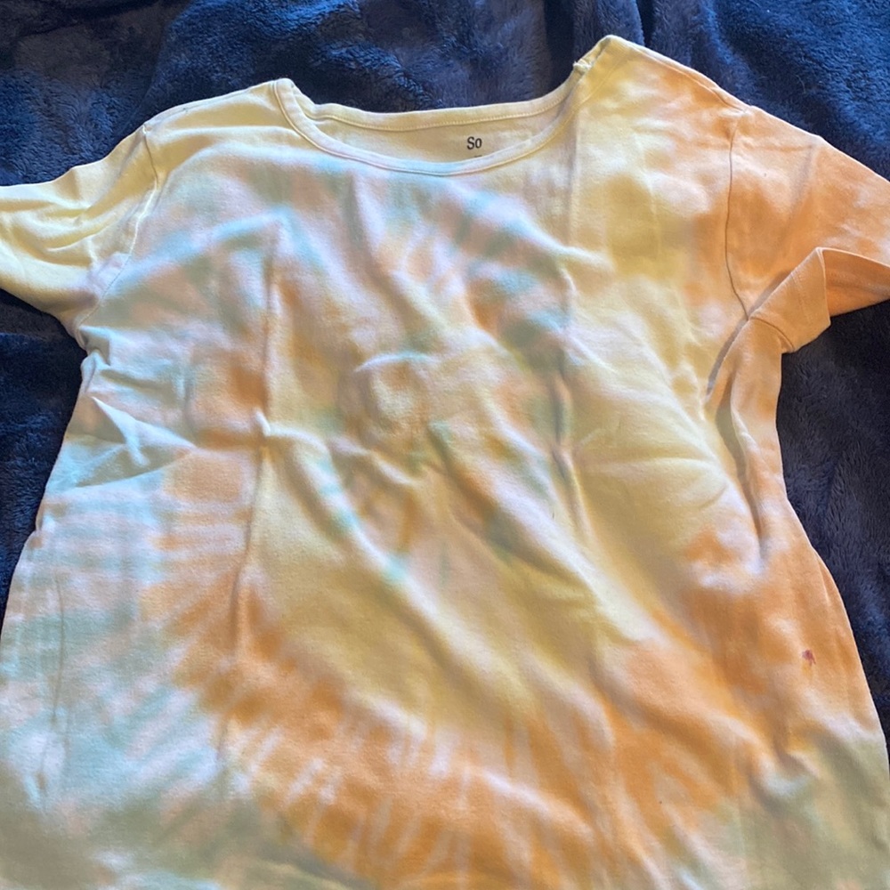 So tie dye shirt